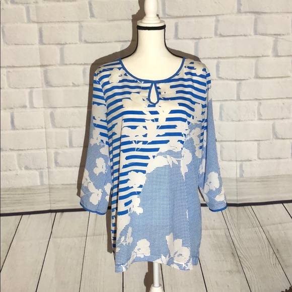 New York & Company Tops - NY & Co floral print keyhole tunic blue large